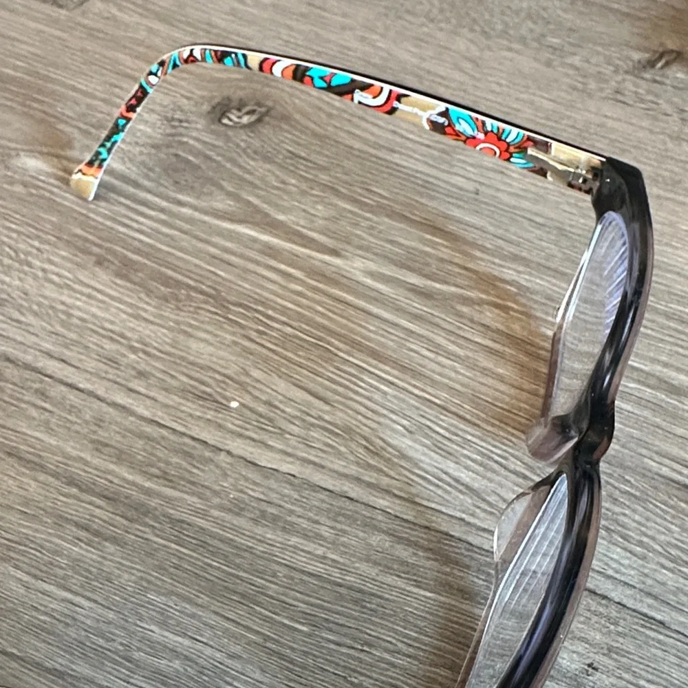 Vera Bradley 53 15 135 Grace Desert  Floral Frames Only LIKE NEW